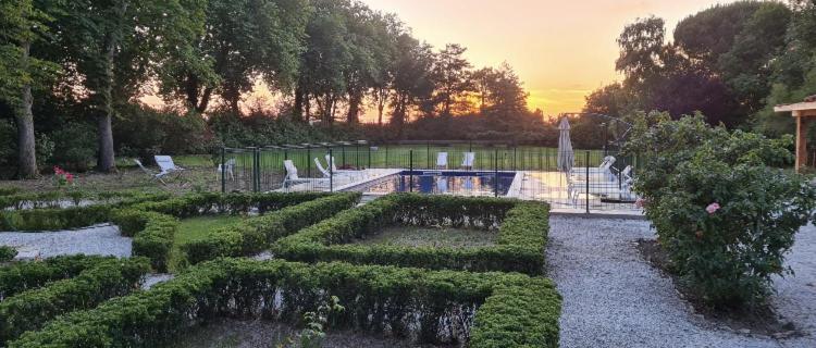 Les Terrisses - Chambres d'hôtes avec piscine Saint-Félix-Lauragais Extérieur photo